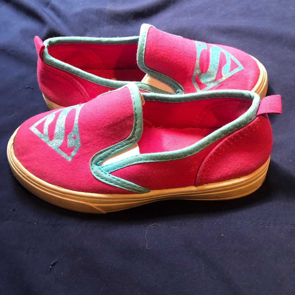 Girls Supergirl shoes with sparkly “S” logo